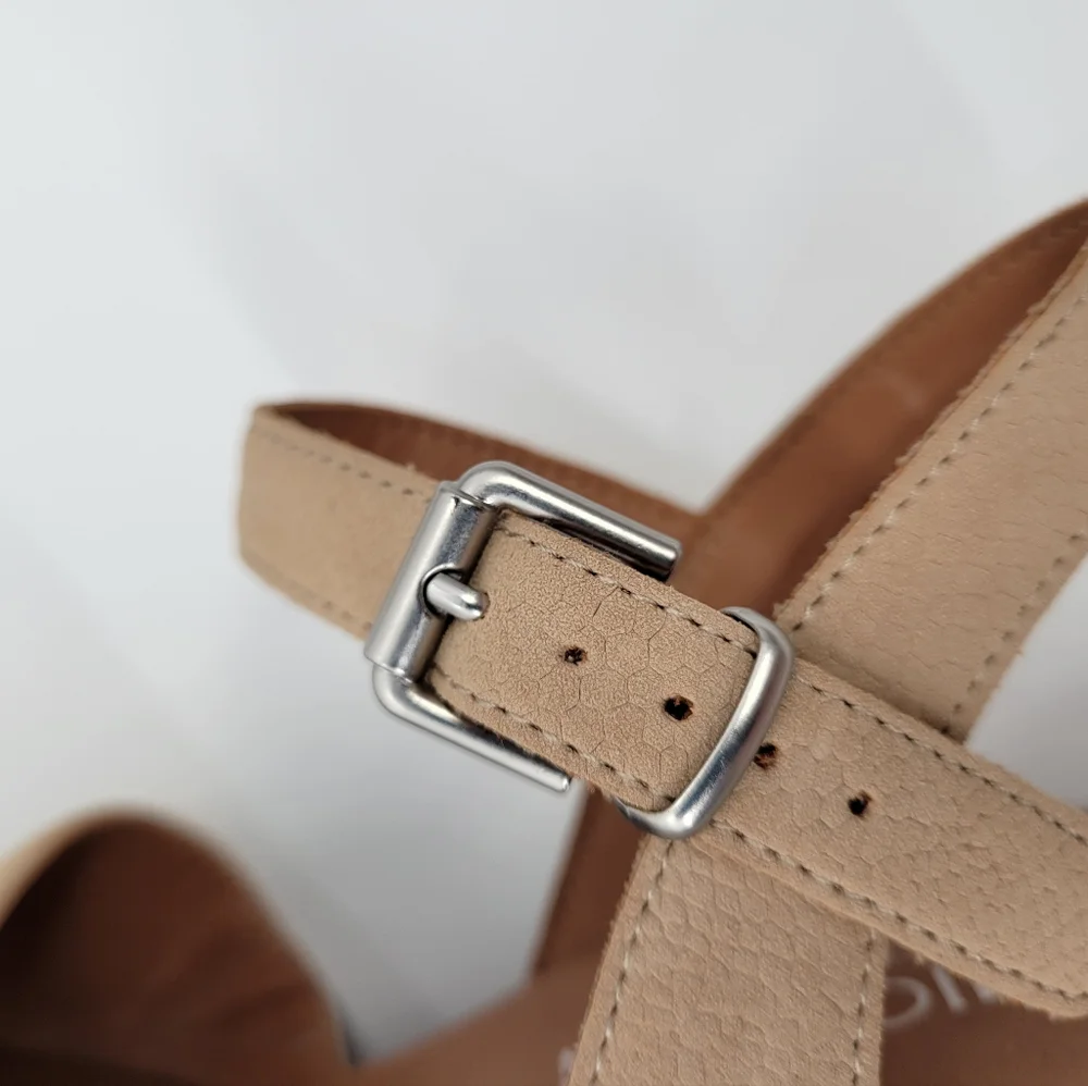 Michael by Michael Shannon Tan Nude Wedge Shoes Women's Size 7